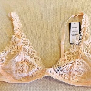 Brand NWT Natori lace bra